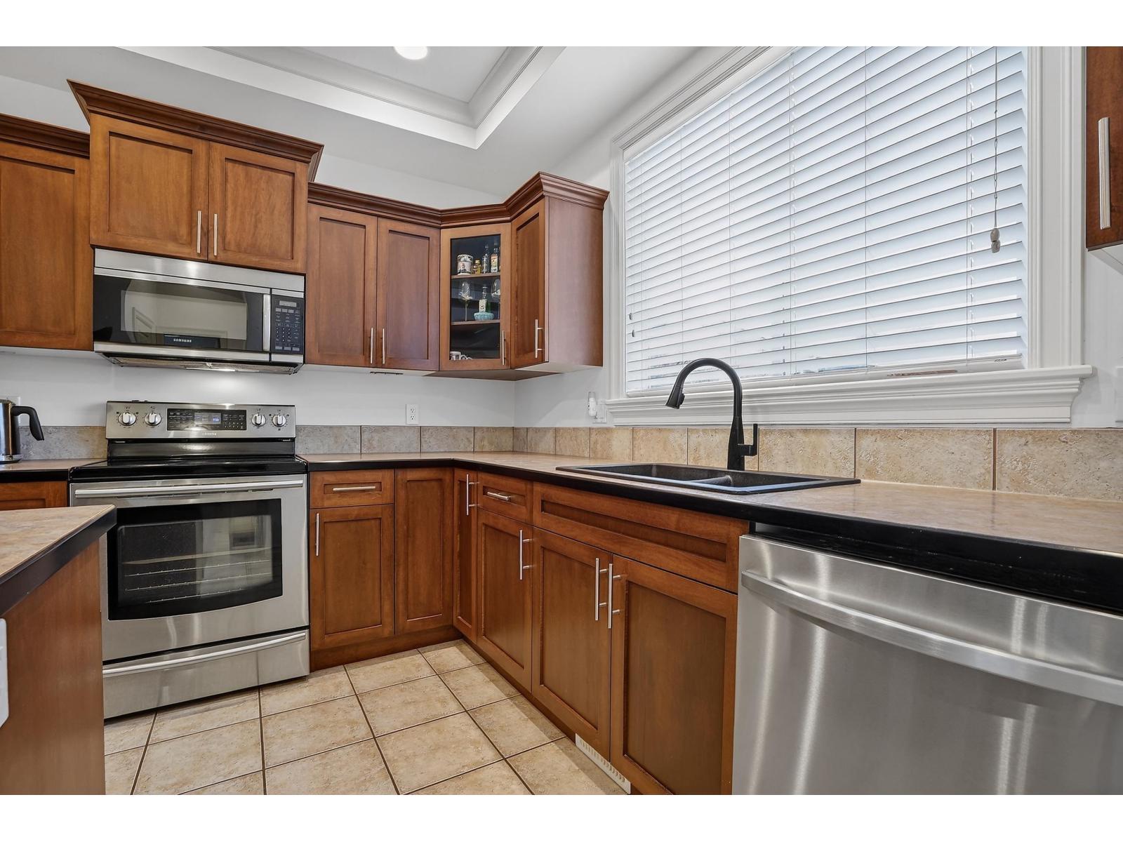 5843 Shawnigan Drive, Garrison Crossing, Chilliwack, British Columbia  V2R 0A8 - Photo 11 - R3090741