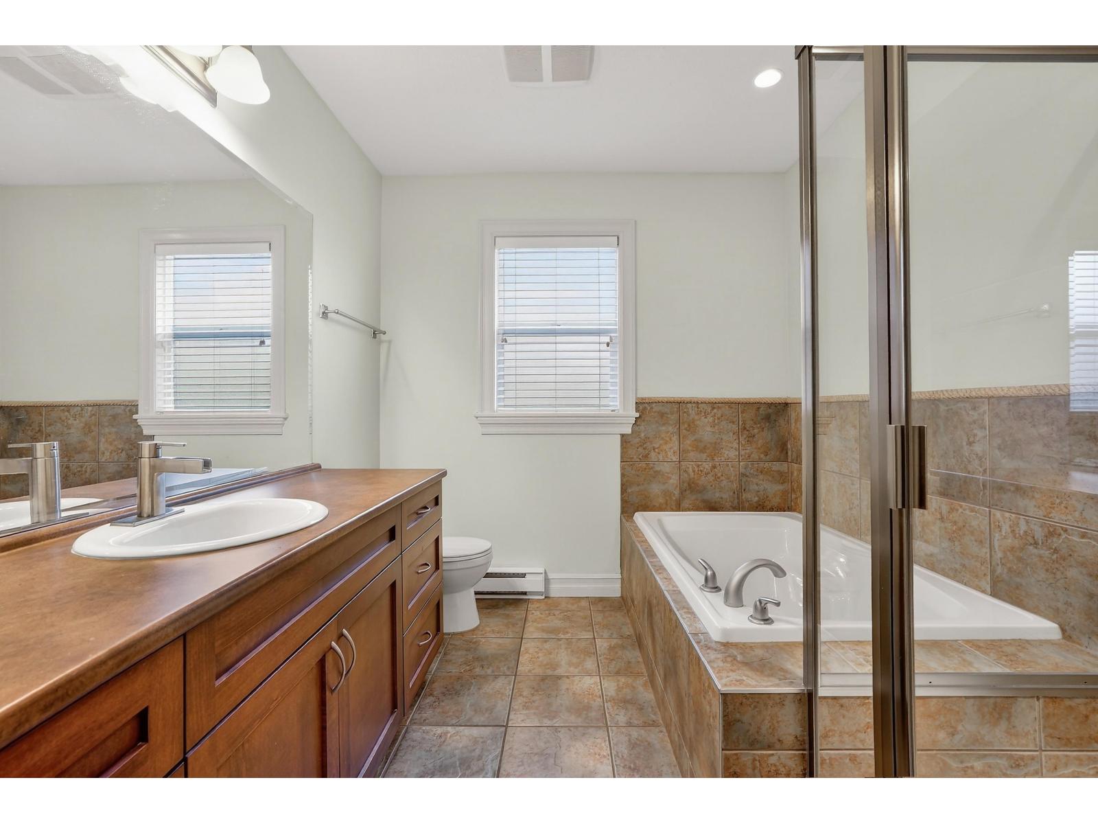 5843 Shawnigan Drive, Garrison Crossing, Chilliwack, British Columbia  V2R 0A8 - Photo 18 - R3090741