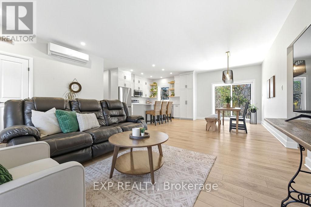 2394a Hwy 132 Highway, Admaston/bromley, Ontario  K7V 3Z7 - Photo 20 - X12798842