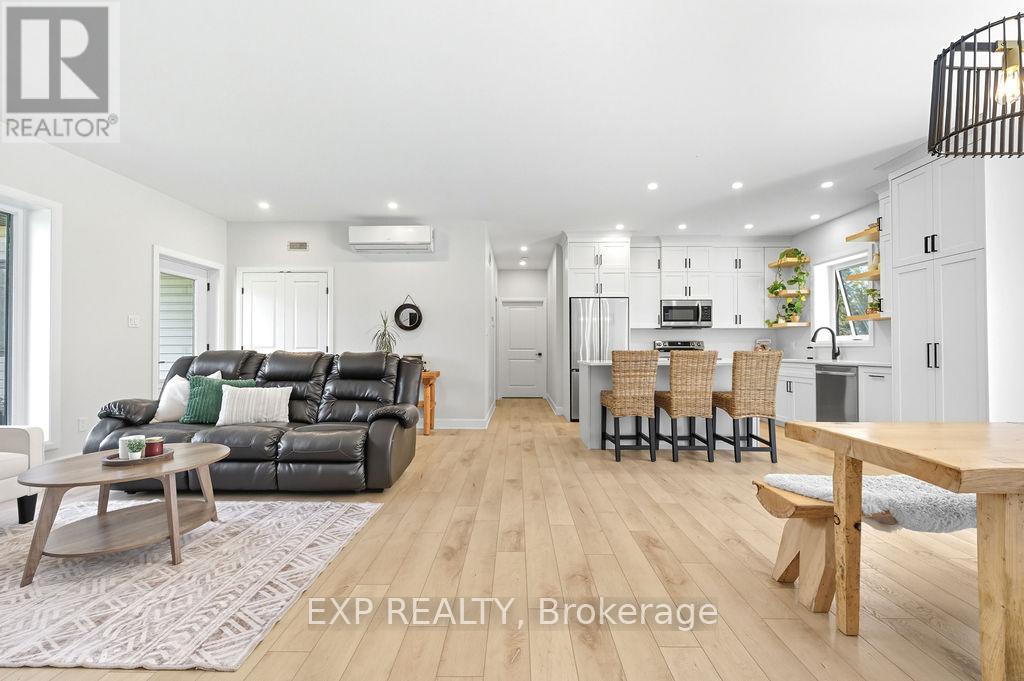 2394a Hwy 132 Highway, Admaston/bromley, Ontario  K7V 3Z7 - Photo 26 - X12798842