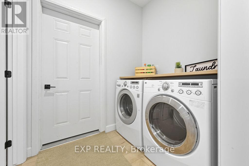 2394a Hwy 132 Highway, Admaston/bromley, Ontario  K7V 3Z7 - Photo 33 - X12798842