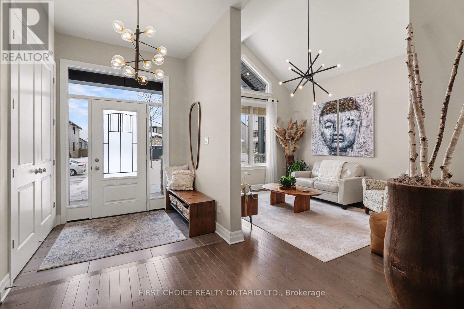 668 Cobalt Street, Clarence-Rockland, Ontario  K4K 0L8 - Photo 3 - X12798864