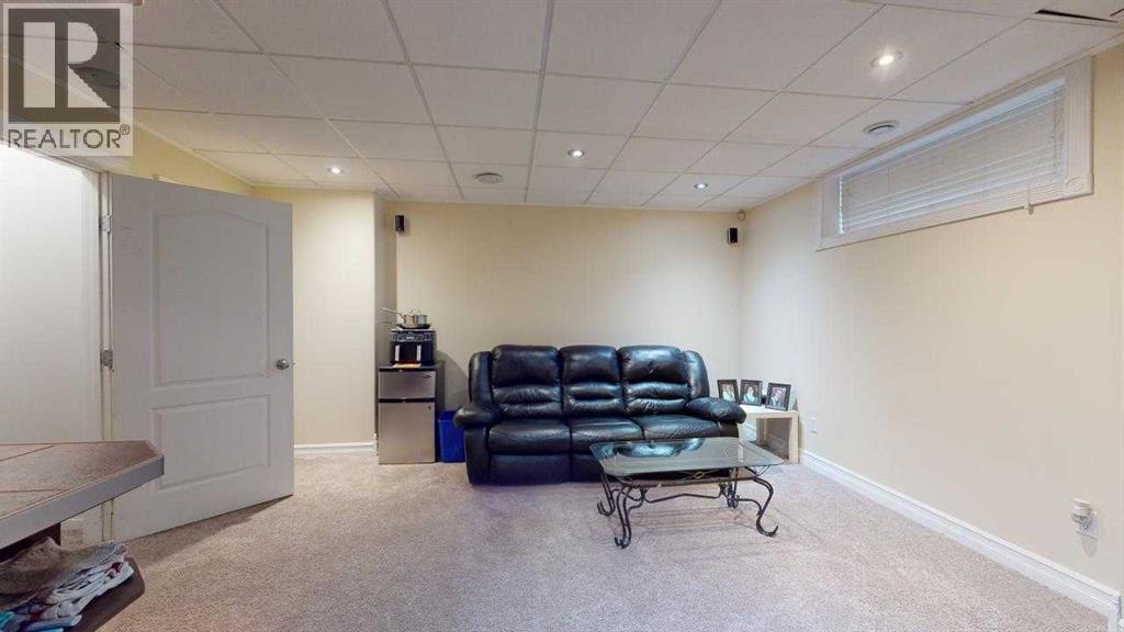 128 Saline Creek Way, Fort Mcmurray, Alberta  T9K 2V6 - Photo 30 - A2287280