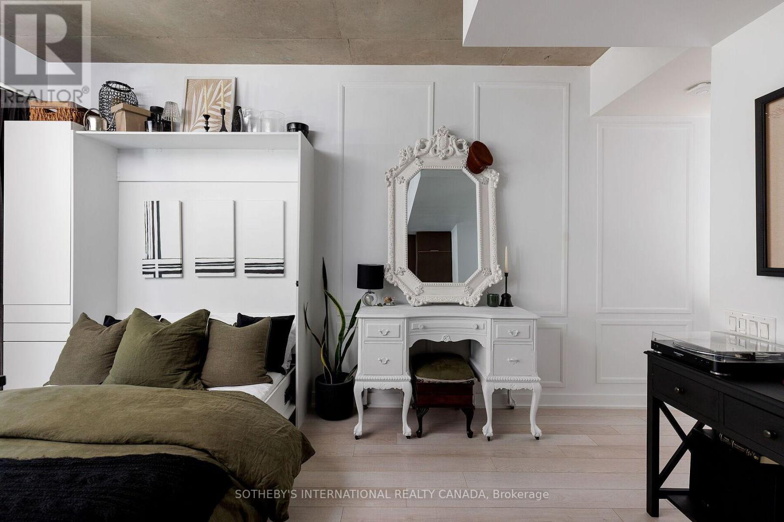 223 - 5 Hanna Avenue, Toronto, Ontario  M6K 0B3 - Photo 2 - C12798754