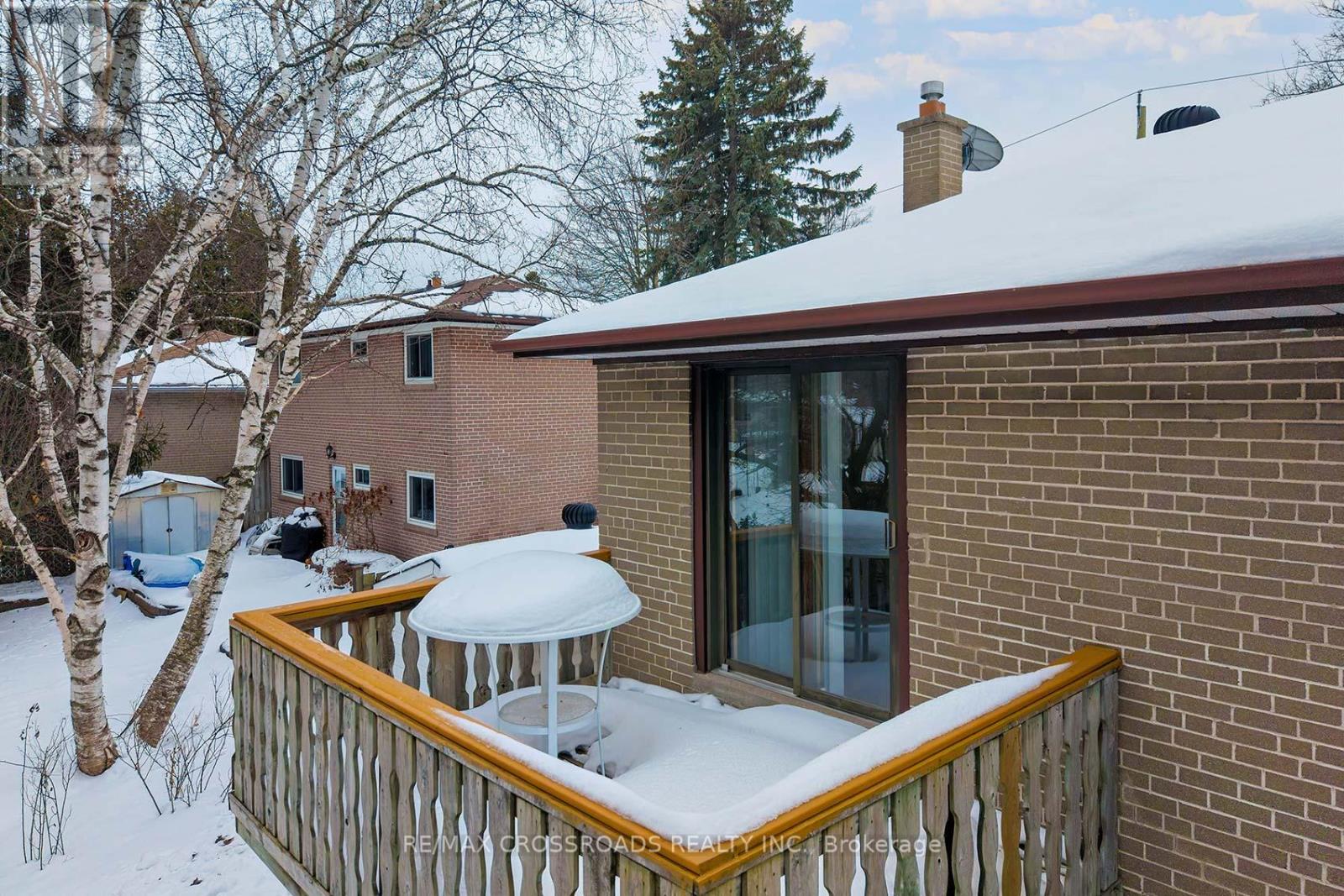 11 Brightside Drive, Toronto, Ontario  M1E 3Y8 - Photo 16 - E12798096