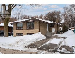 11 BRIGHTSIDE DRIVE, Toronto, Ontario