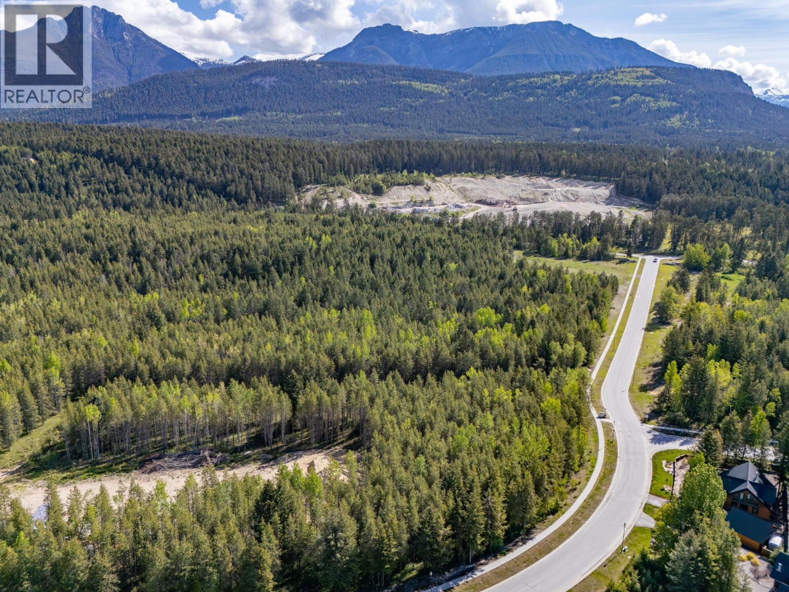 1402 Granite Drive, Golden, British Columbia  V0A 1H0 - Photo 14 - 10376068