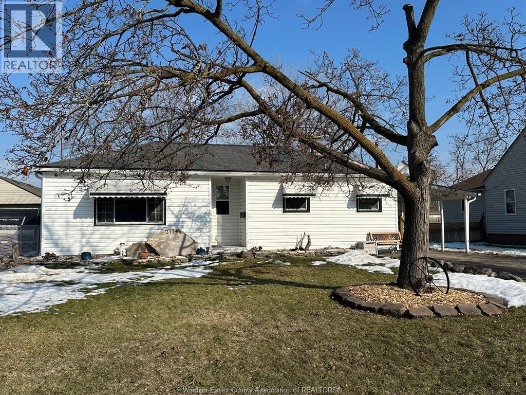 2774 Clemenceau, Windsor, Ontario  N8T 2P8 - Photo 2 - 26003325