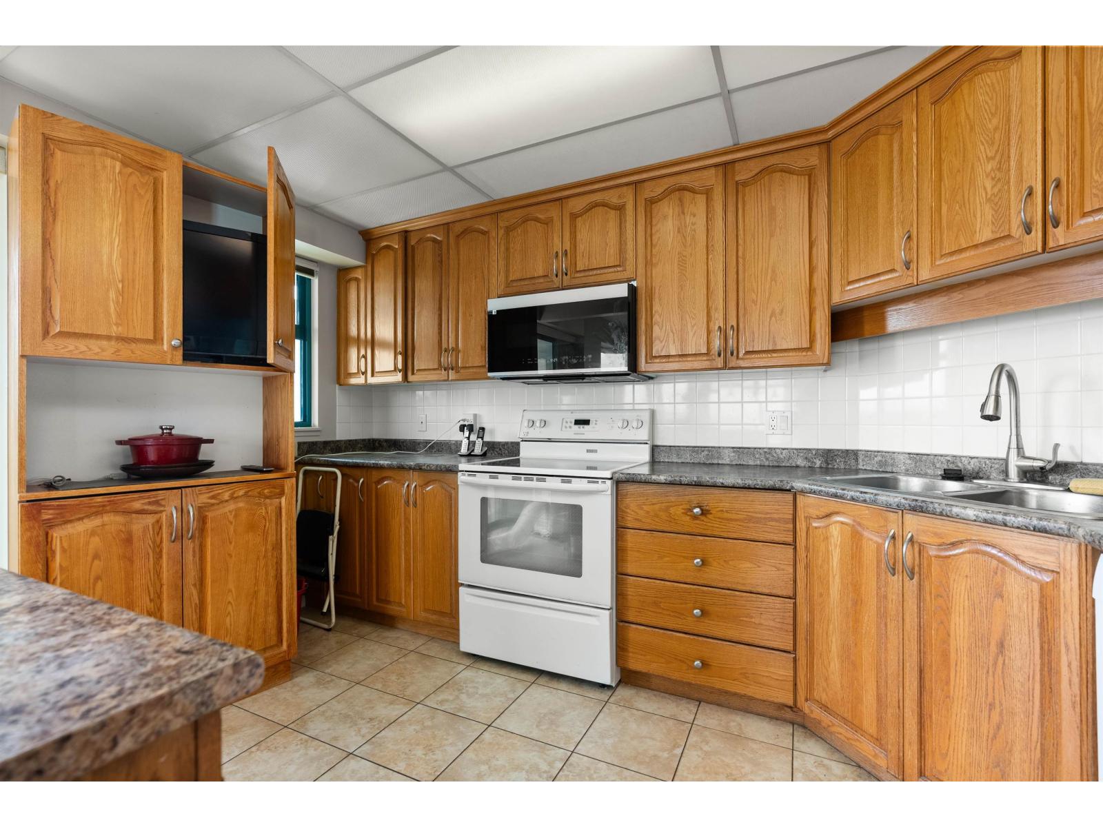 1003 32440 Simon Avenue, Abbotsford, British Columbia  V4Z 1J5 - Photo 13 - R3085007