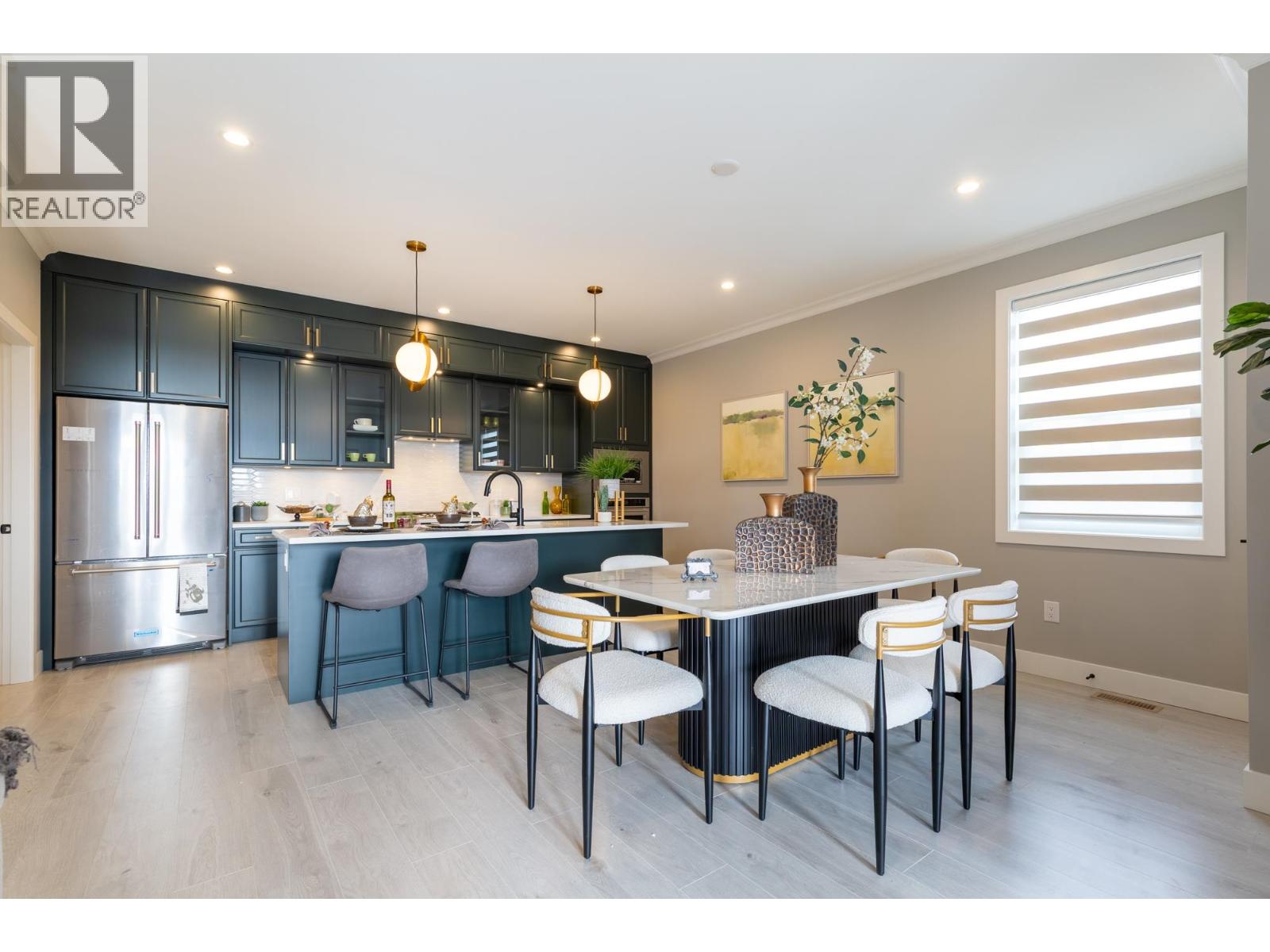 2 1211 Thomas Avenue, Coquitlam, British Columbia  V3K 2L1 - Photo 8 - R3091010