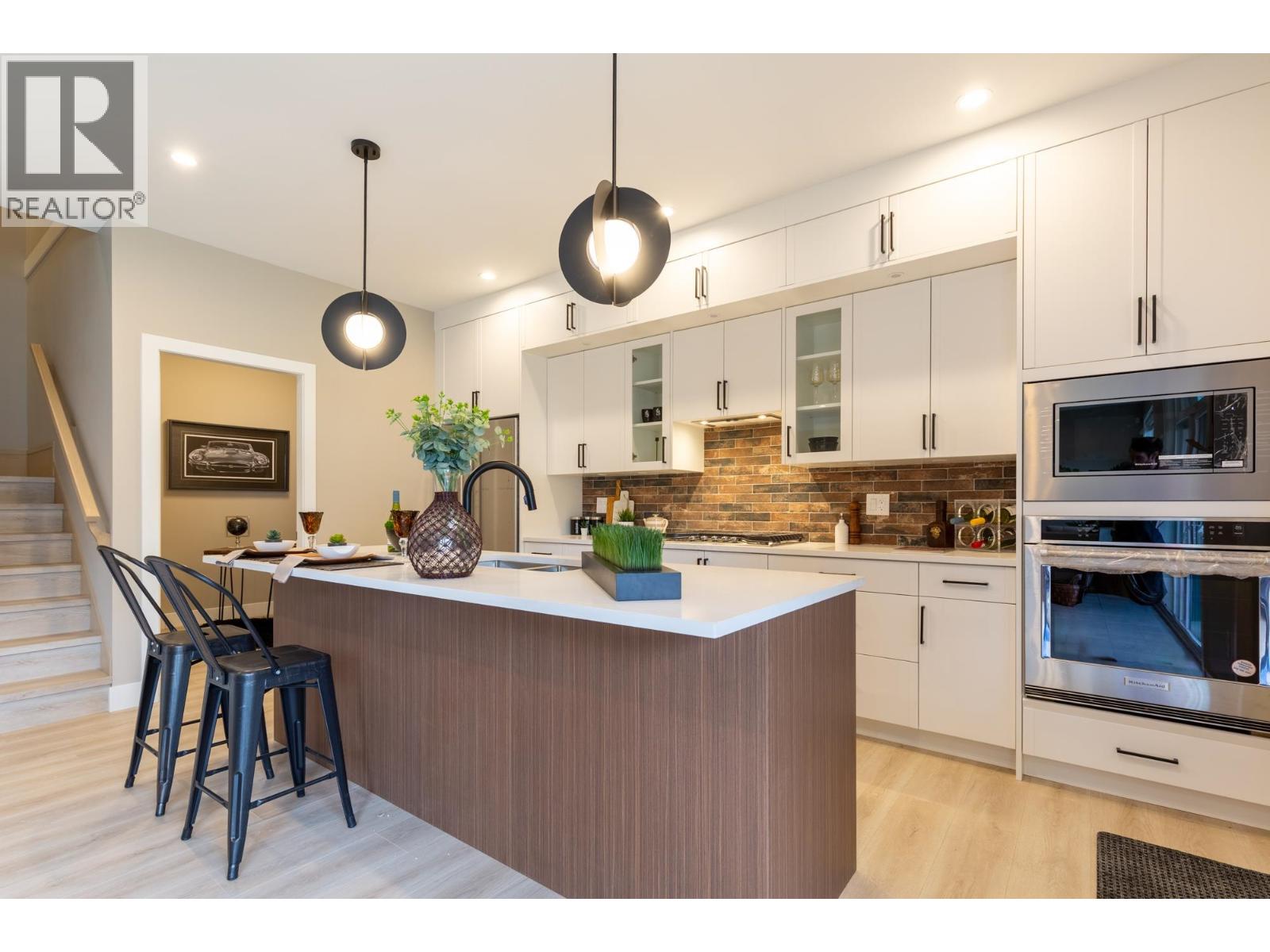 3 1211 Thomas Avenue, Coquitlam, British Columbia  V3K 2L1 - Photo 10 - R3091013