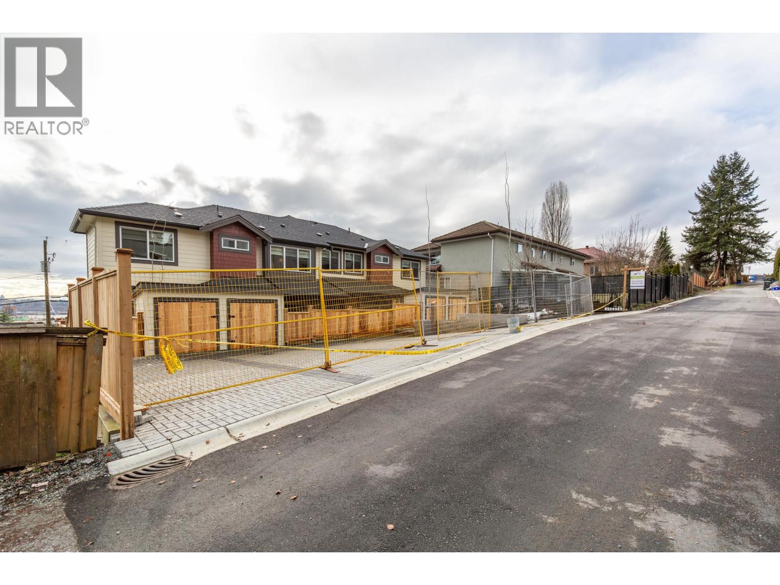 3 1211 Thomas Avenue, Coquitlam, British Columbia  V3K 2L1 - Photo 38 - R3091013