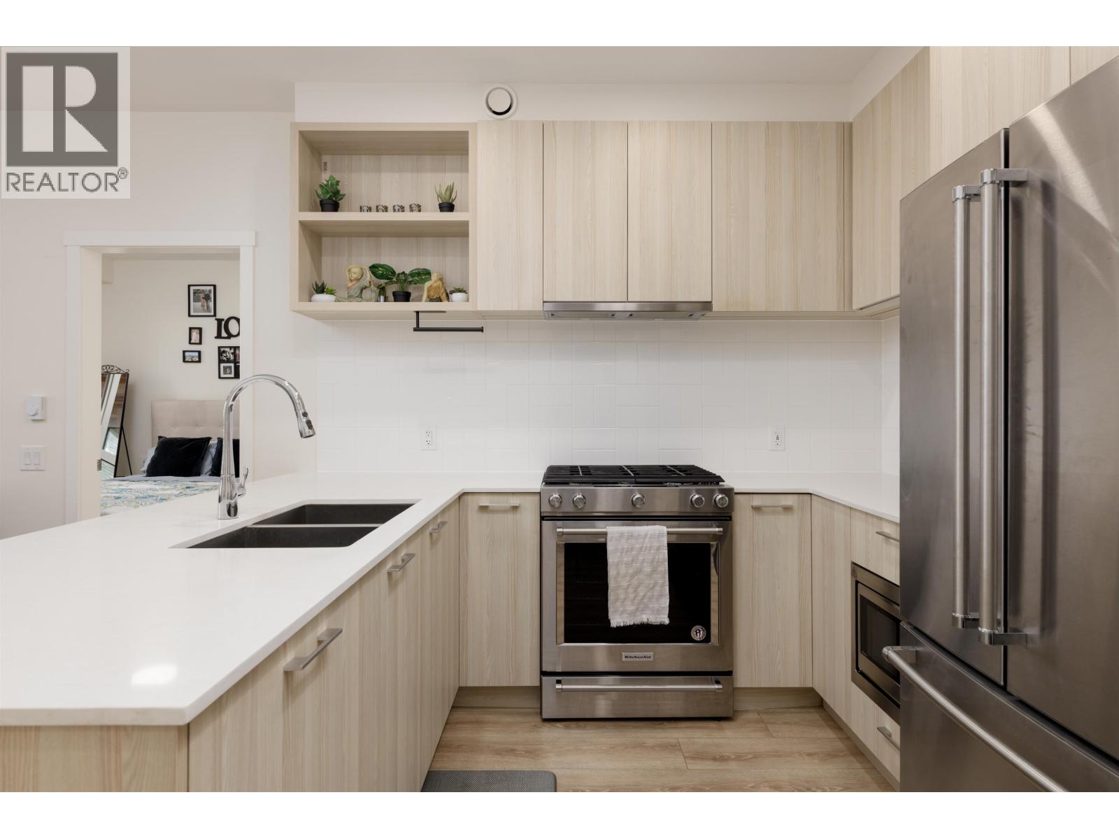 216 721 Anskar Court, Coquitlam, British Columbia  V3J 0L4 - Photo 5 - R3091086