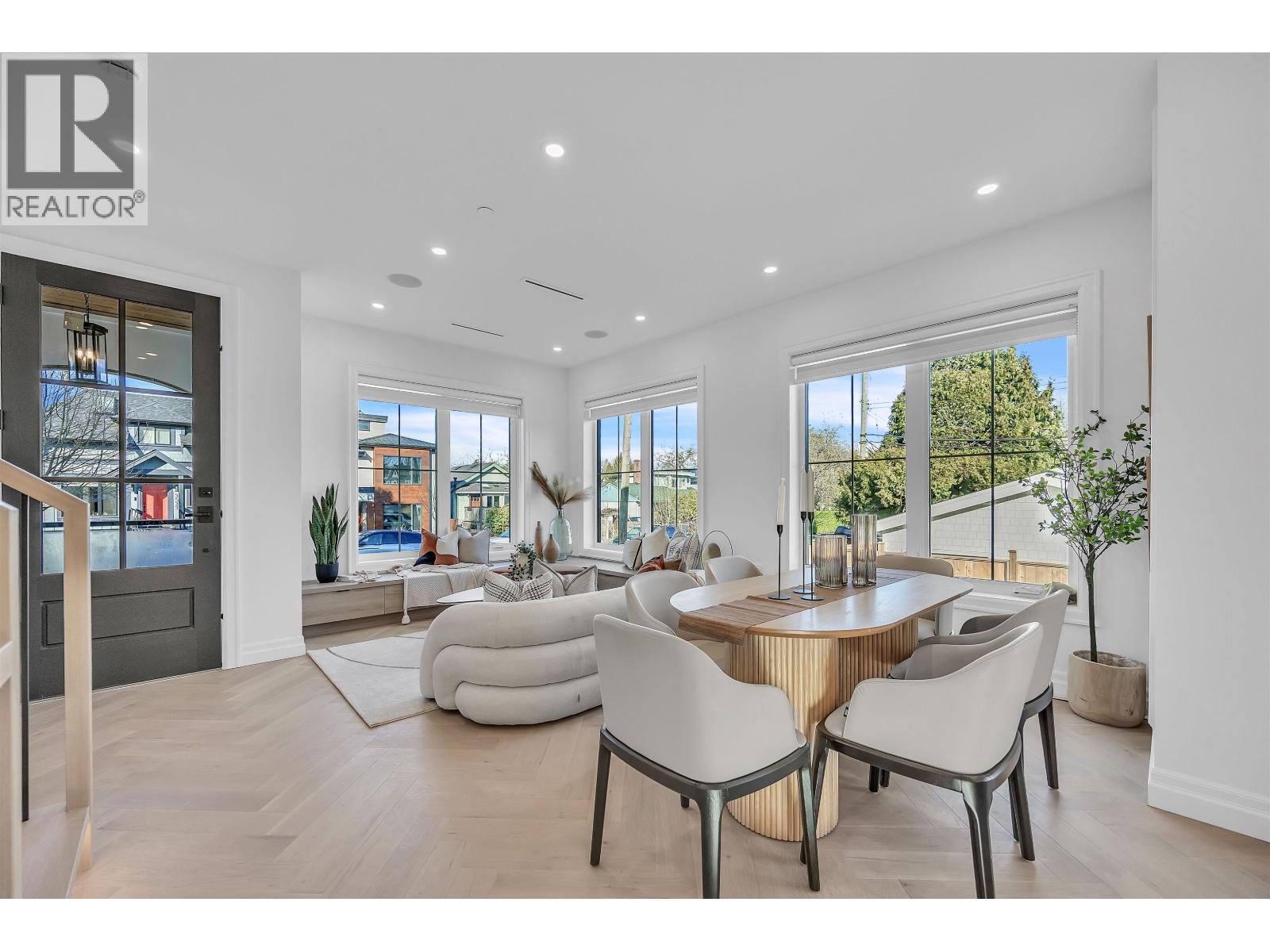 3526 E Lakewood Street, Vancouver, British Columbia  V5N 2L5 - Photo 5 - R3091112