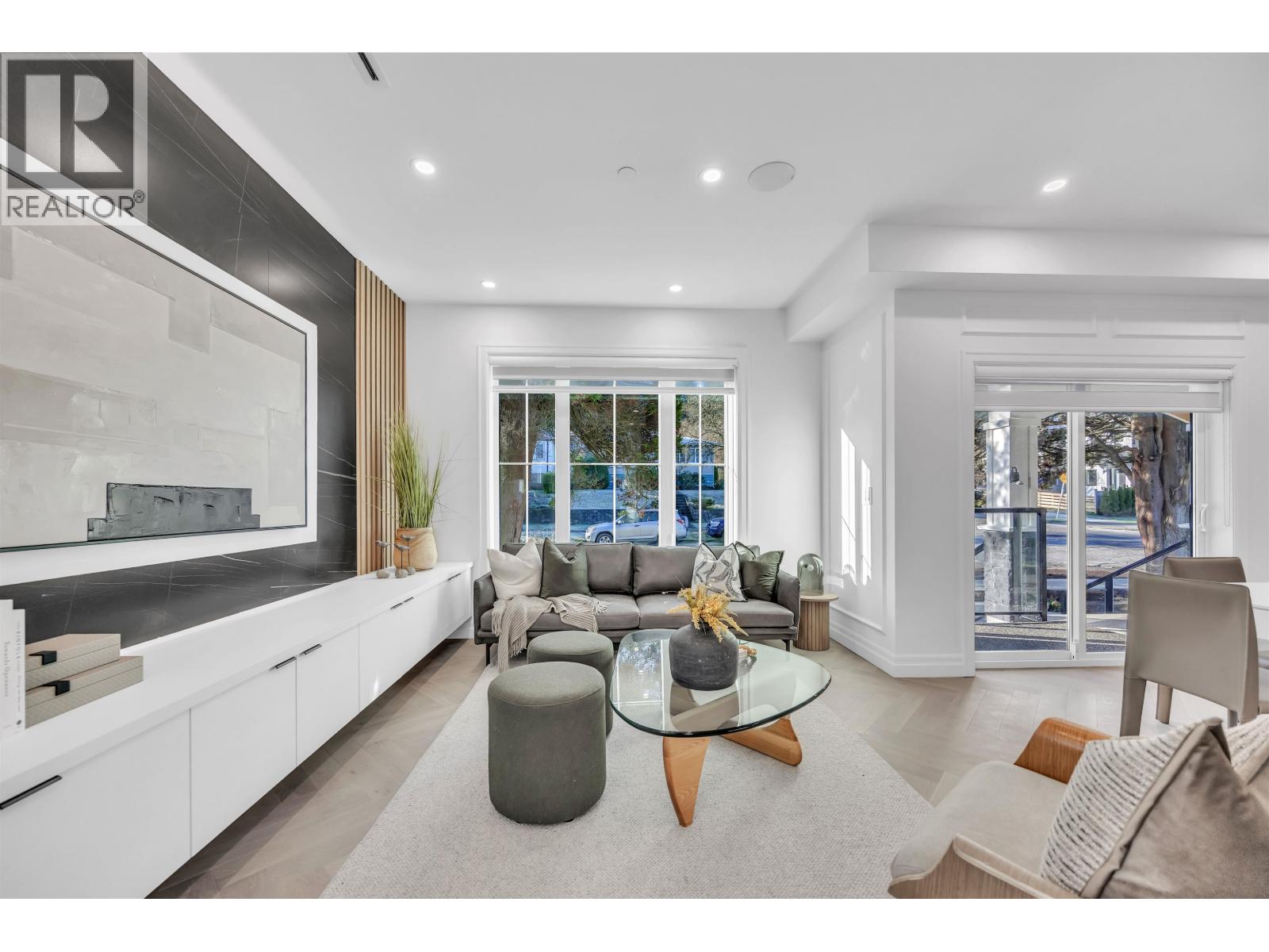 2153 E 20th Avenue, Vancouver, British Columbia  V5N 2L5 - Photo 3 - R3091119