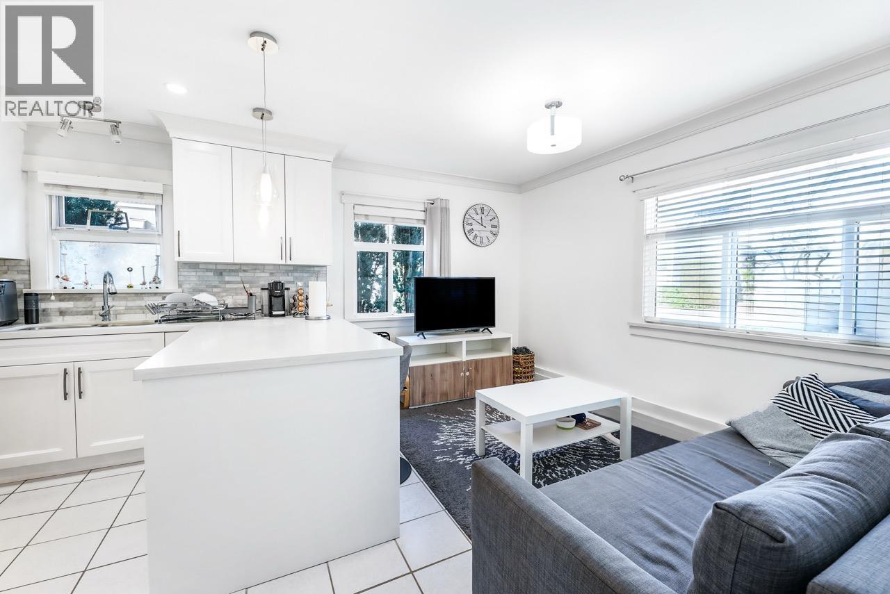 38 889 Tobruck Avenue, North Vancouver, British Columbia  V7P 1V9 - Photo 8 - R3091132