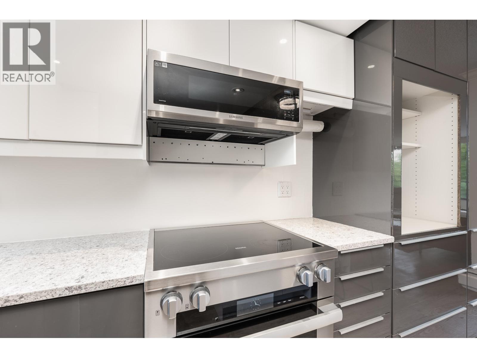 201 1995 Beach Avenue, Vancouver, British Columbia  V6G 2Y3 - Photo 12 - R3091136