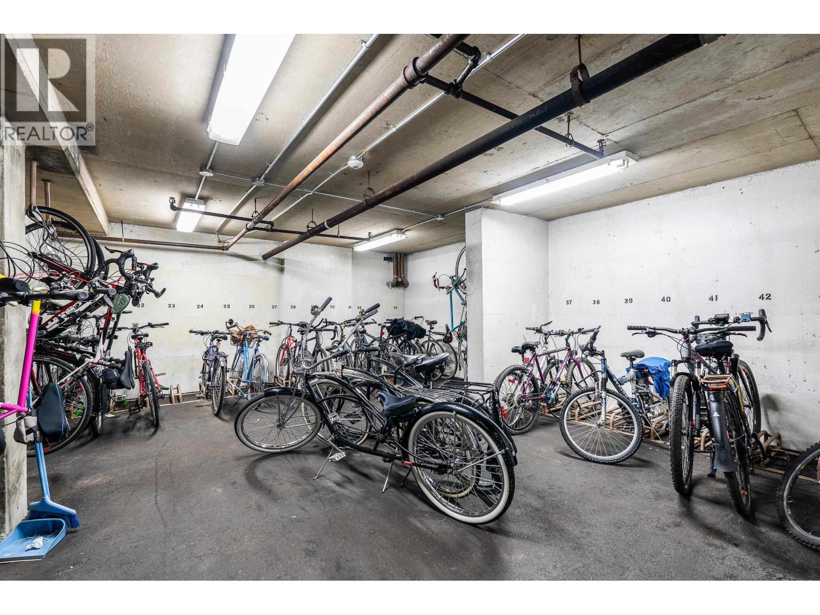 201 1995 Beach Avenue, Vancouver, British Columbia  V6G 2Y3 - Photo 33 - R3091136