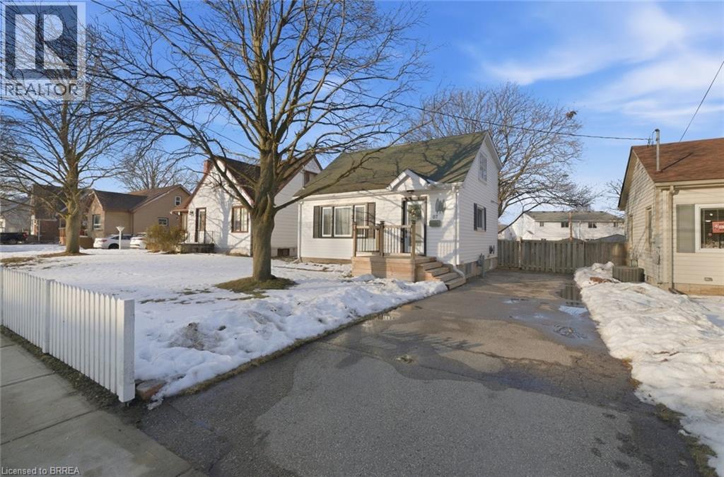 67 WOOD Street, Brantford, Ontario