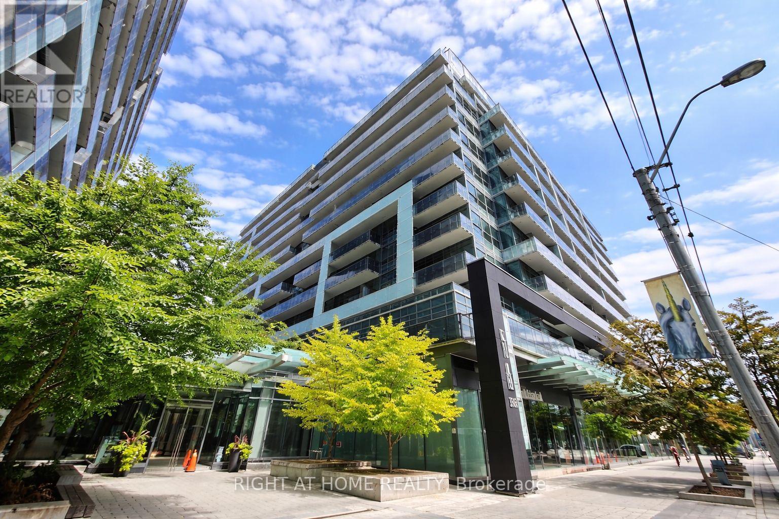 Lph23 - 1030 King Street W, Toronto, Ontario  M6K 3N3 - Photo 2 - C12798850