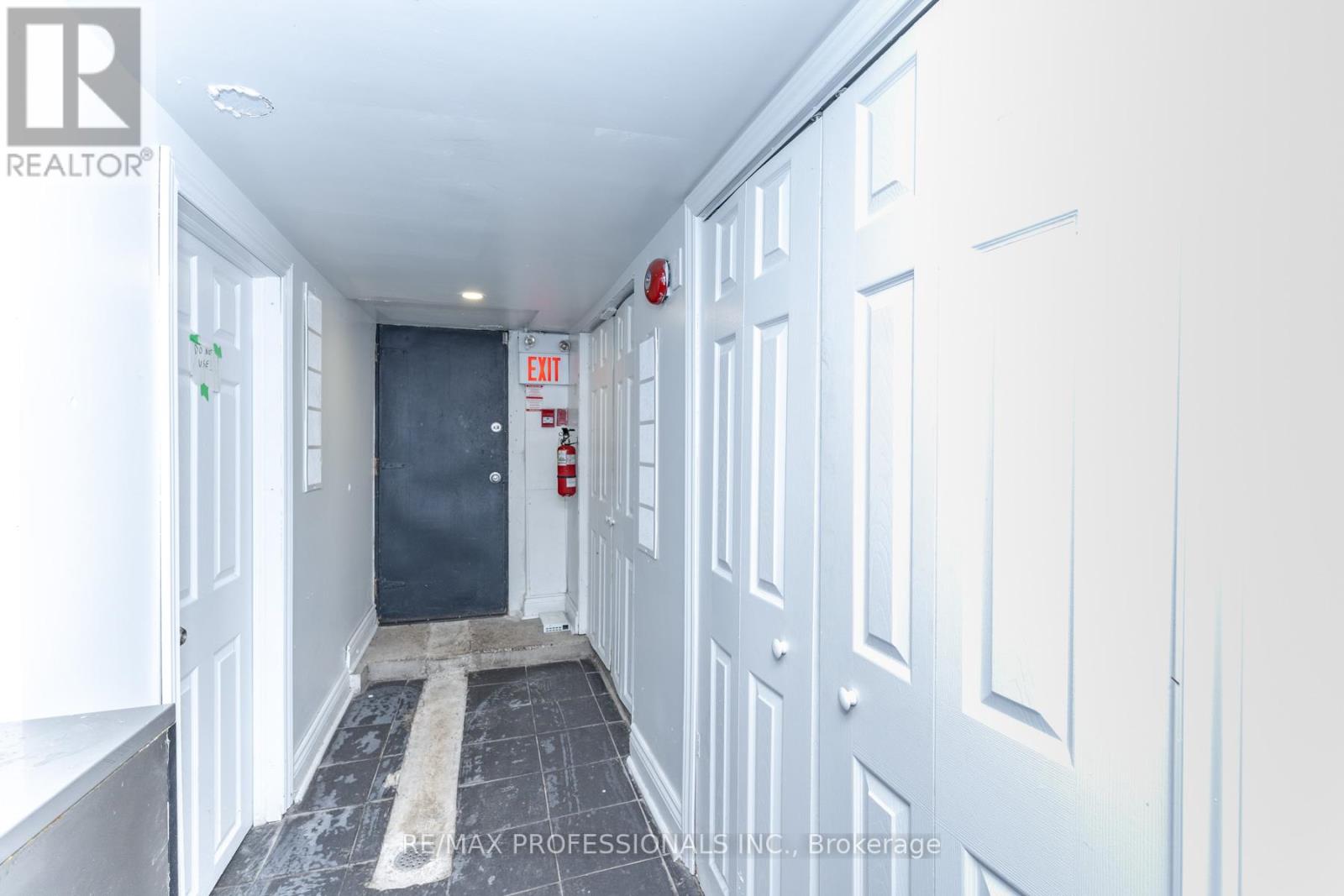 495 Bloor Street W, Toronto, Ontario  M5S 1Y2 - Photo 29 - C12798890