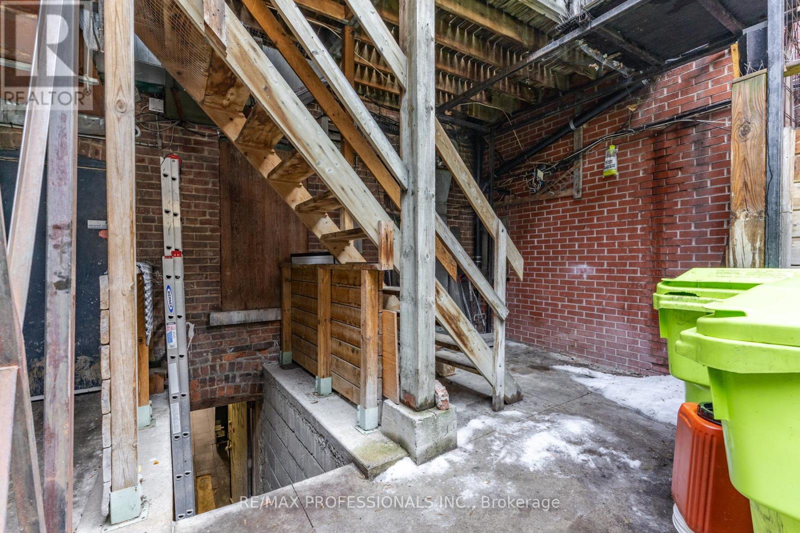 495 Bloor Street W, Toronto, Ontario  M5S 1Y2 - Photo 30 - C12798890