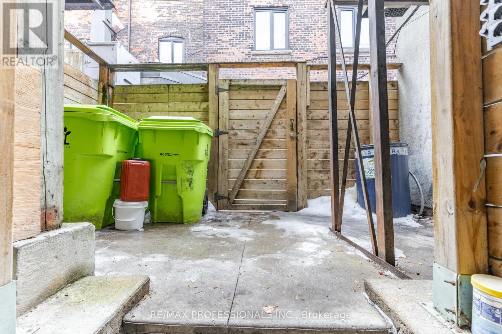 495 Bloor Street W, Toronto, Ontario  M5S 1Y2 - Photo 31 - C12798890