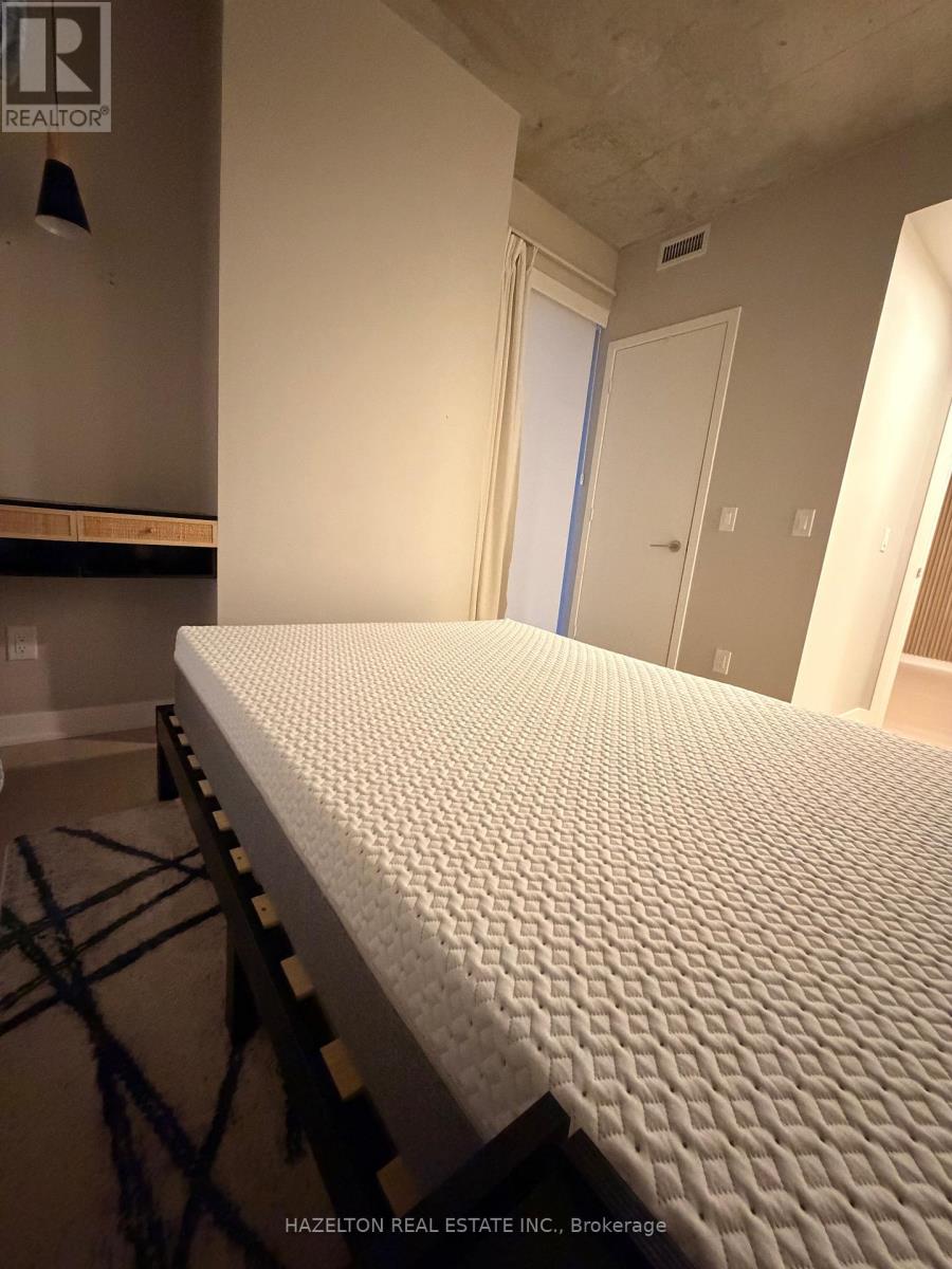 2702 - 65 Mutual Street, Toronto, Ontario  M5B 0E5 - Photo 11 - C12798894