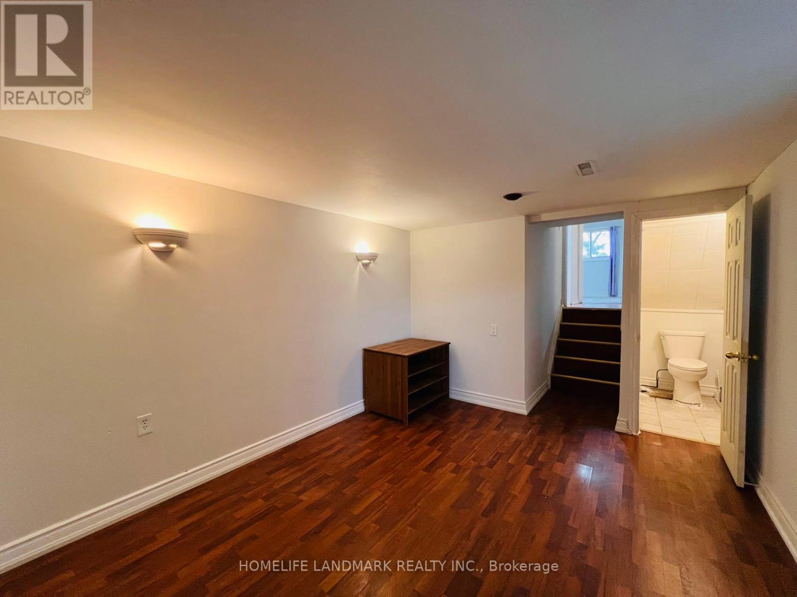 Ground - 1262 Napier Crescent, Oakville, Ontario  L6H 2A4 - Photo 8 - W12658866