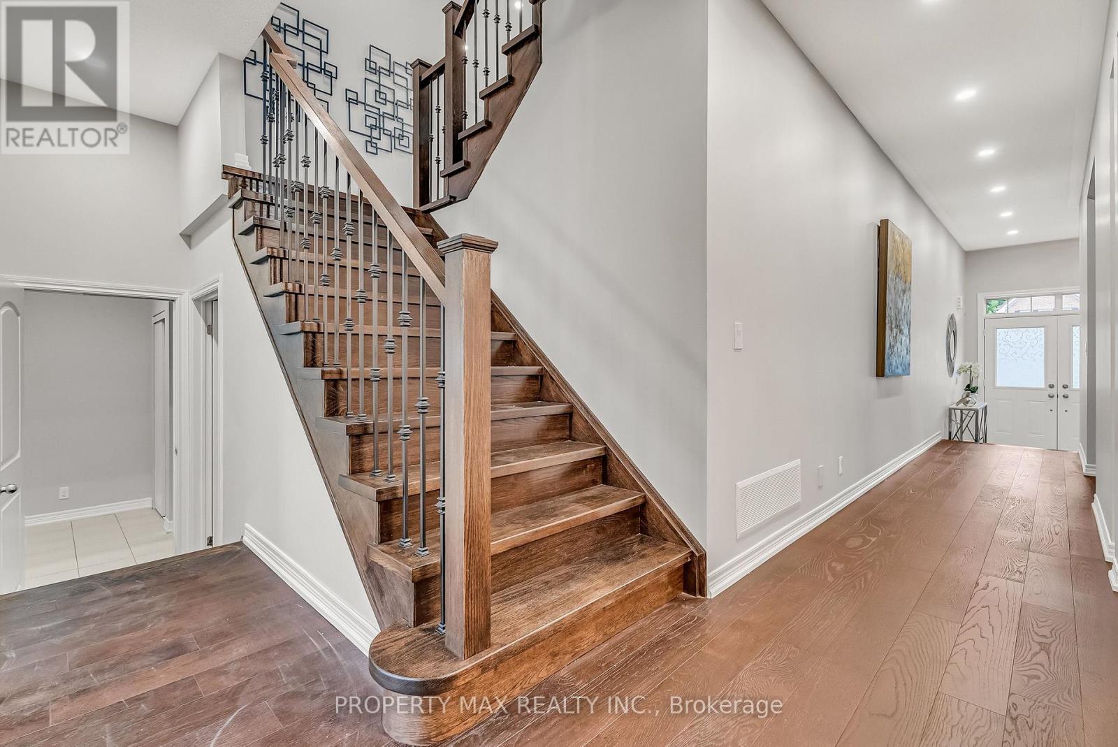 40 Britannia Avenue E, Oshawa, Ontario  L1L 0C1 - Photo 4 - E12798886