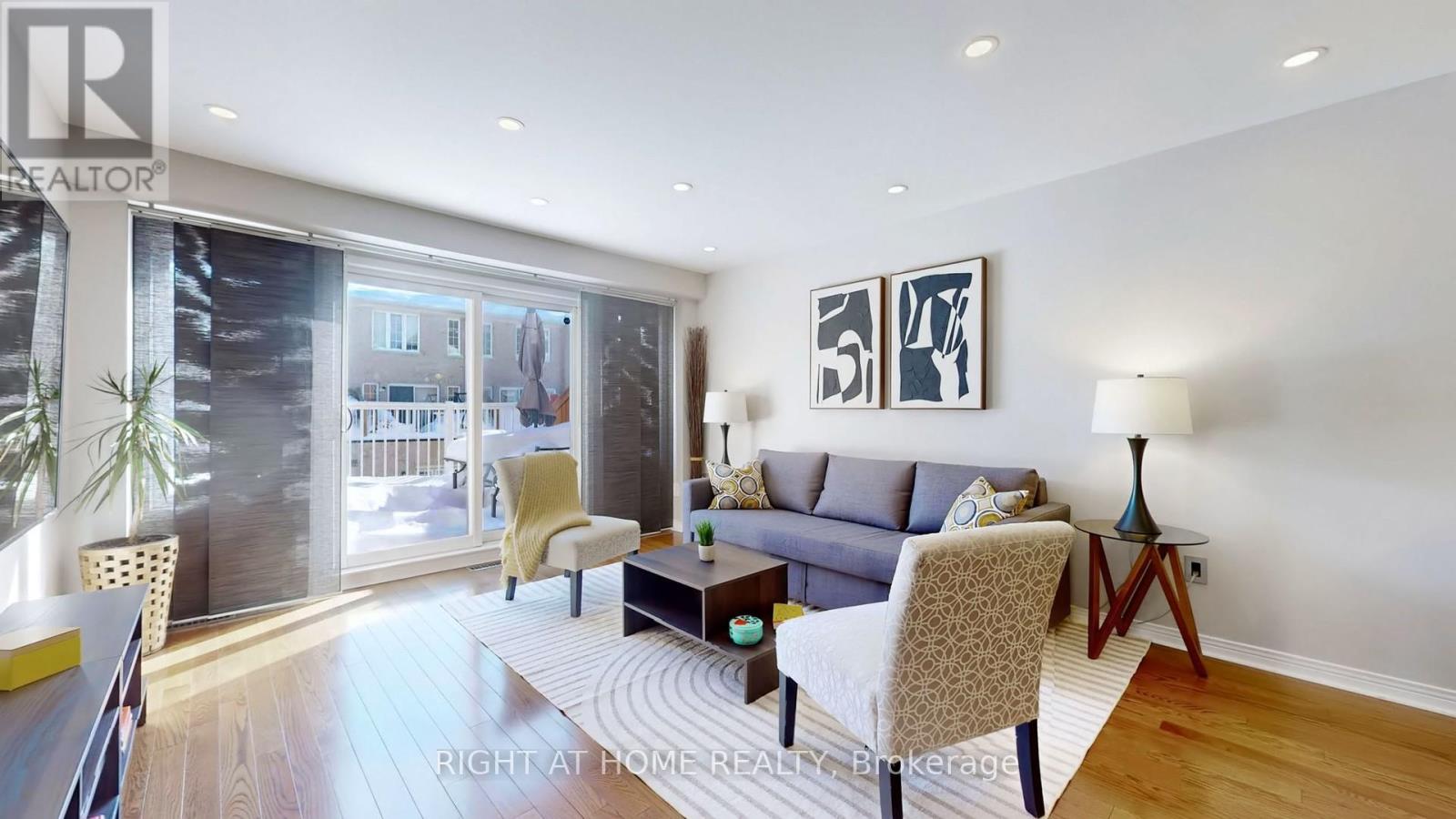 49 Wilkes Crescent, Toronto, Ontario  M1L 0B4 - Photo 8 - E12798892