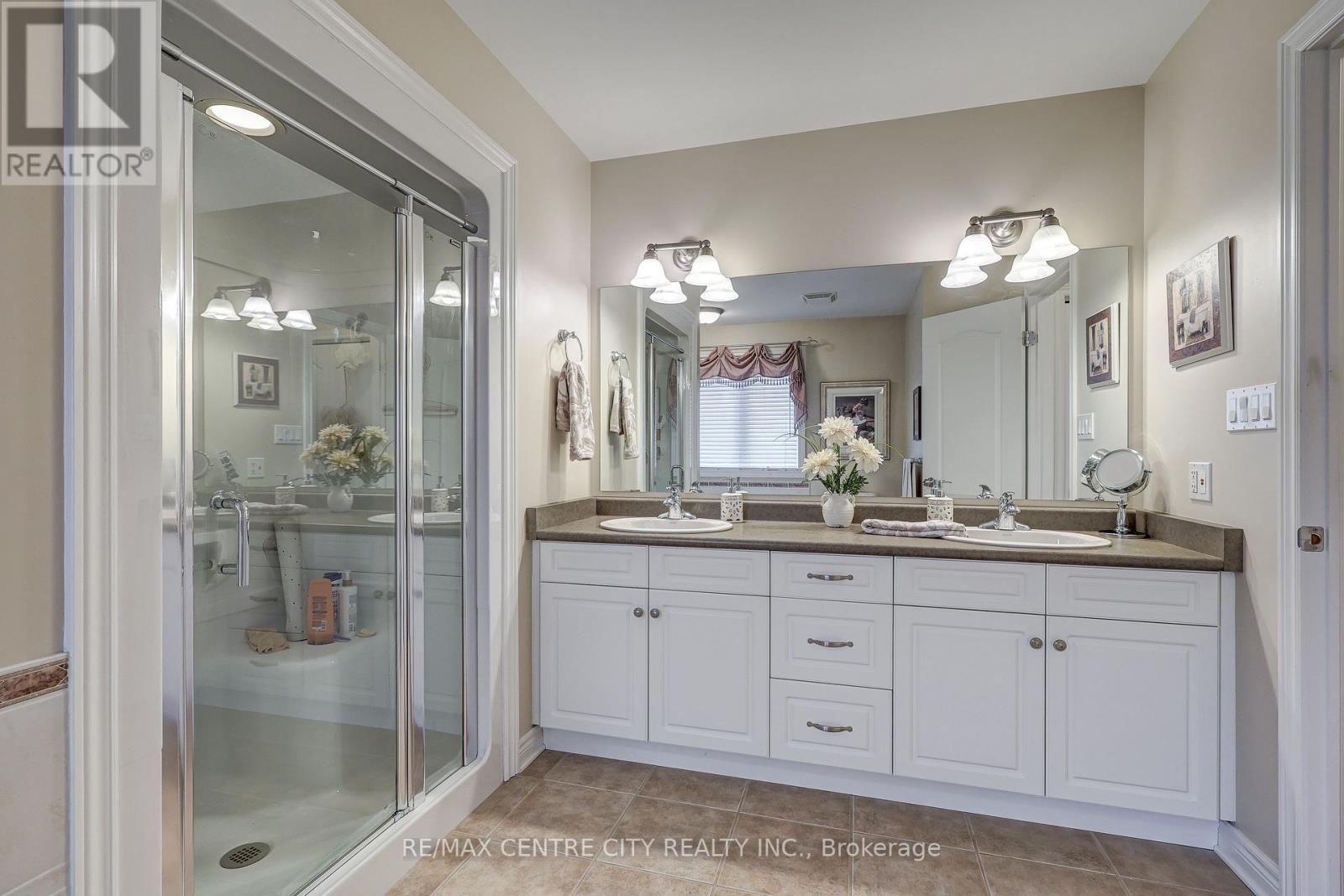 17 Hickory Lane, St. Thomas, Ontario  N5R 6K8 - Photo 24 - X12691422