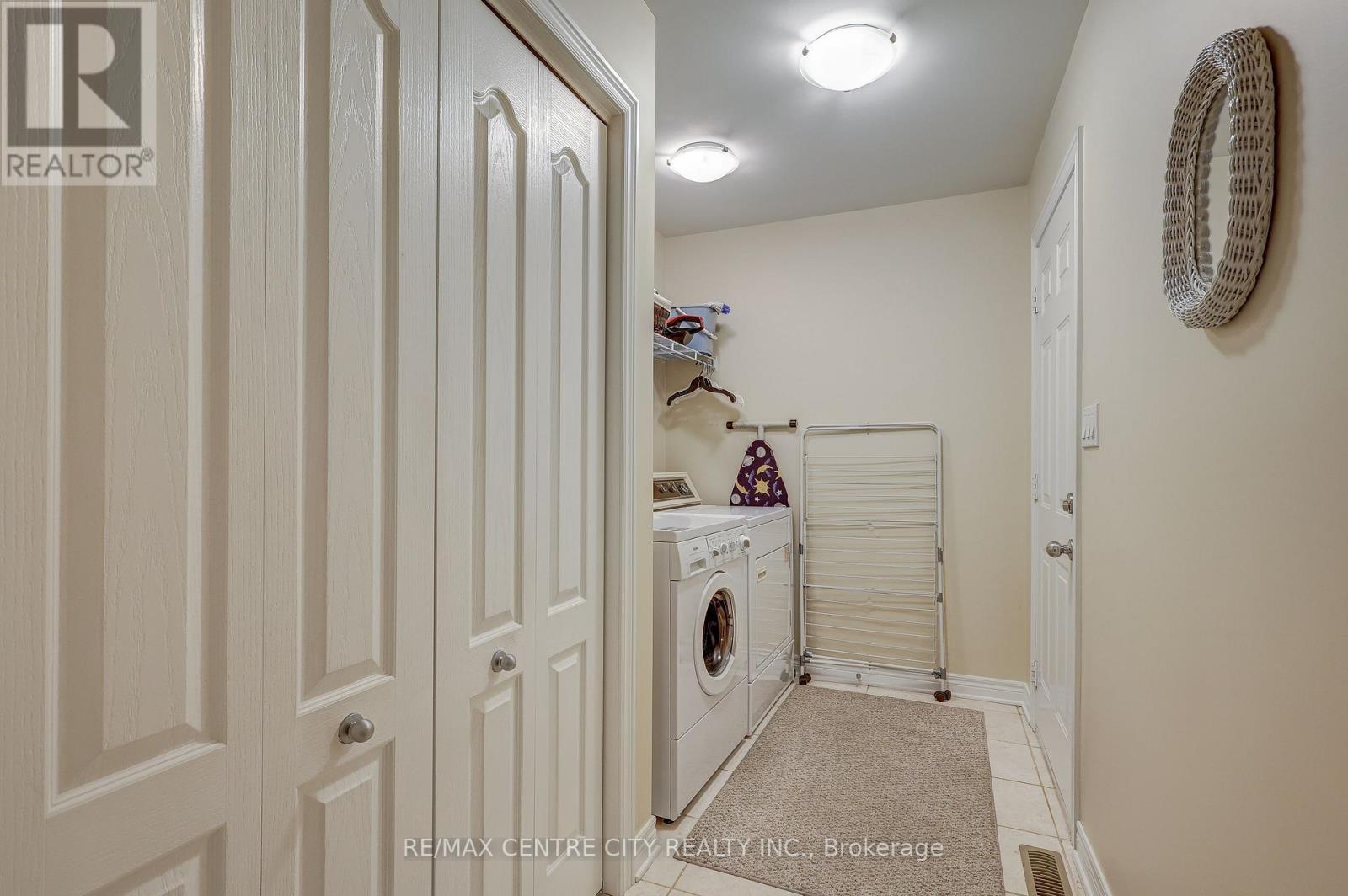 17 Hickory Lane, St. Thomas, Ontario  N5R 6K8 - Photo 20 - X12691422