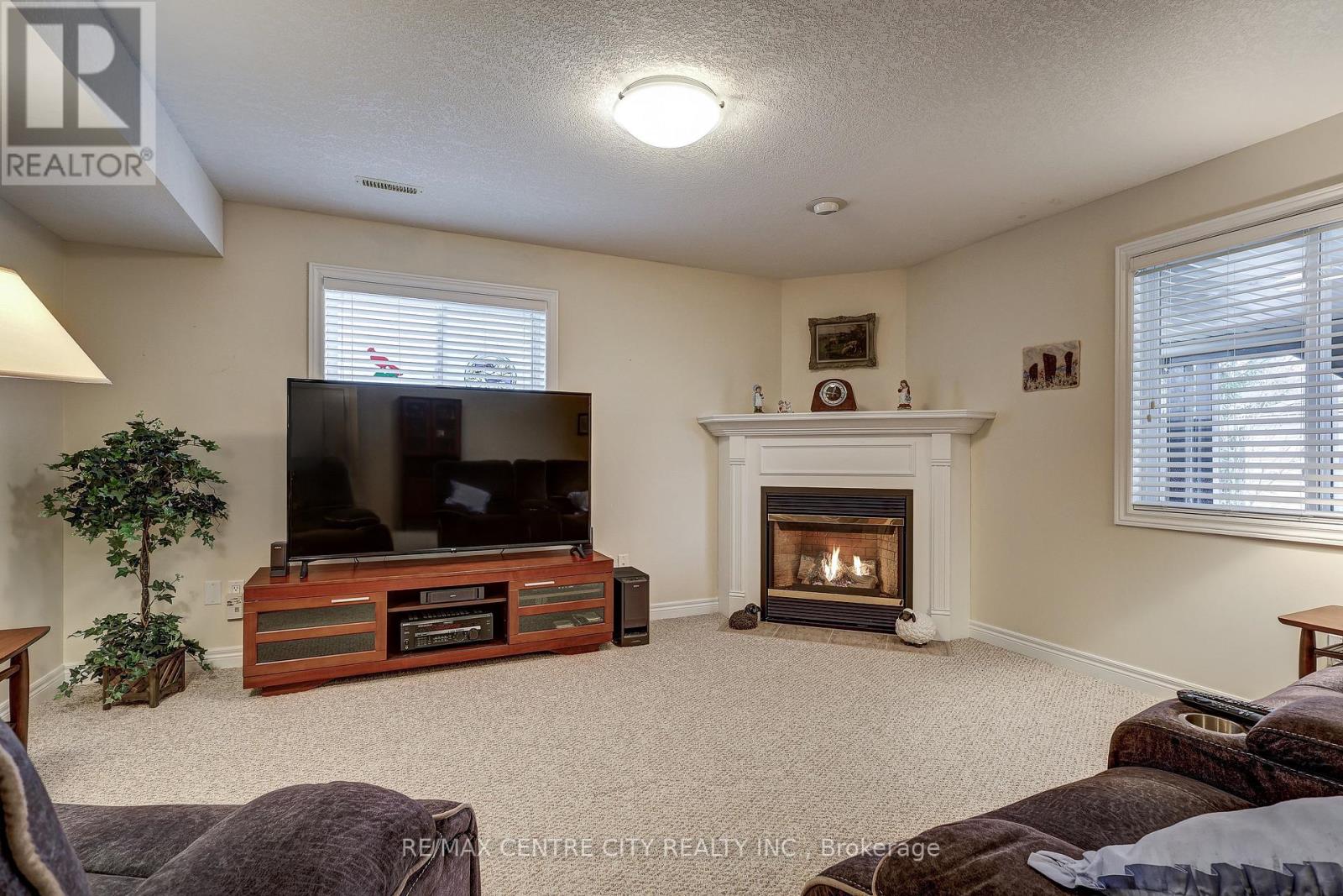 17 Hickory Lane, St. Thomas, Ontario  N5R 6K8 - Photo 28 - X12691422