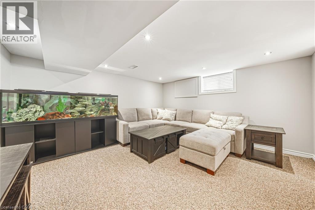 165 E 38th Street, Hamilton, Ontario  L8V 4E8 - Photo 23 - 40805965