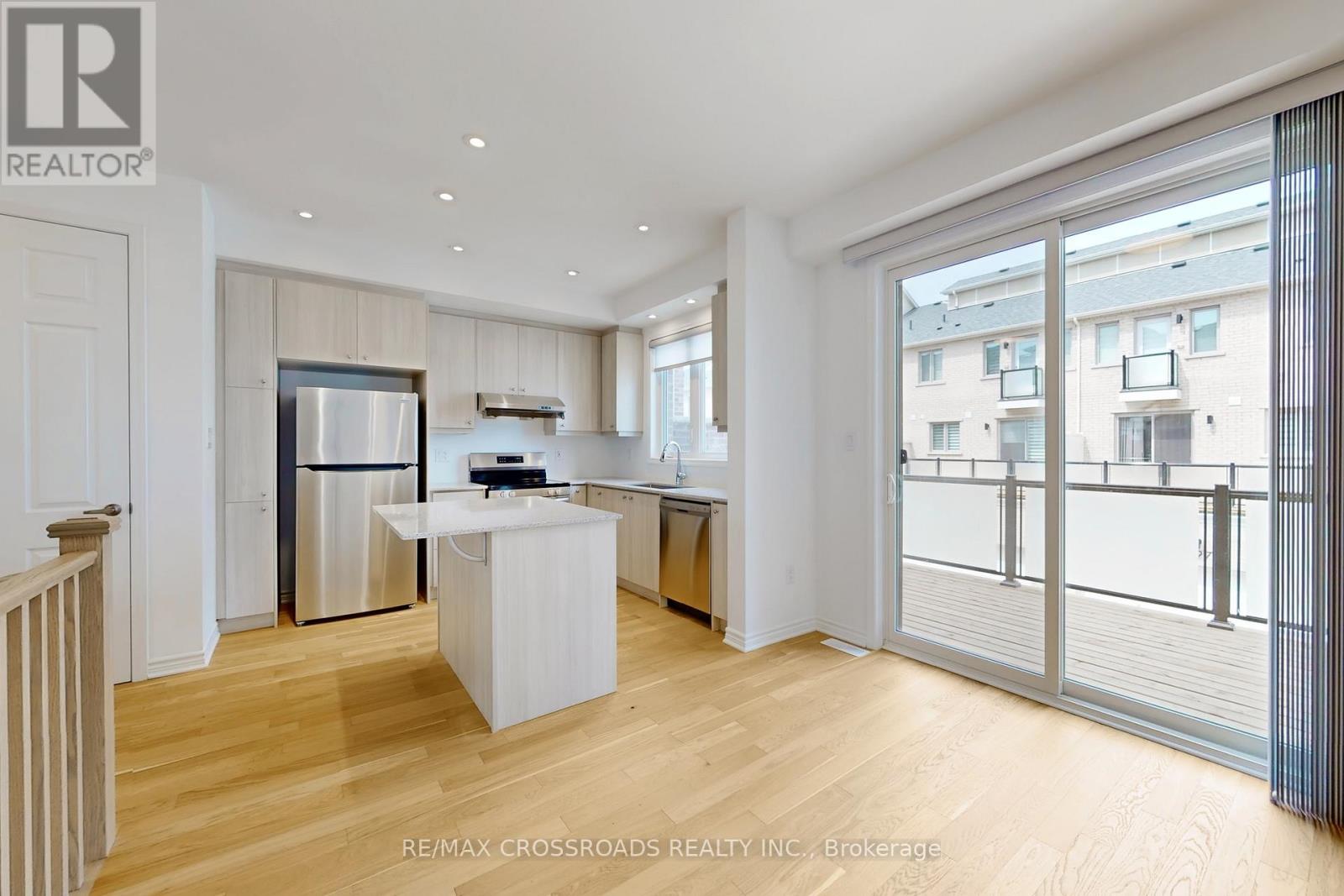 34 Avani Avenue, Markham, Ontario  L6C 3M3 - Photo 10 - N12798810