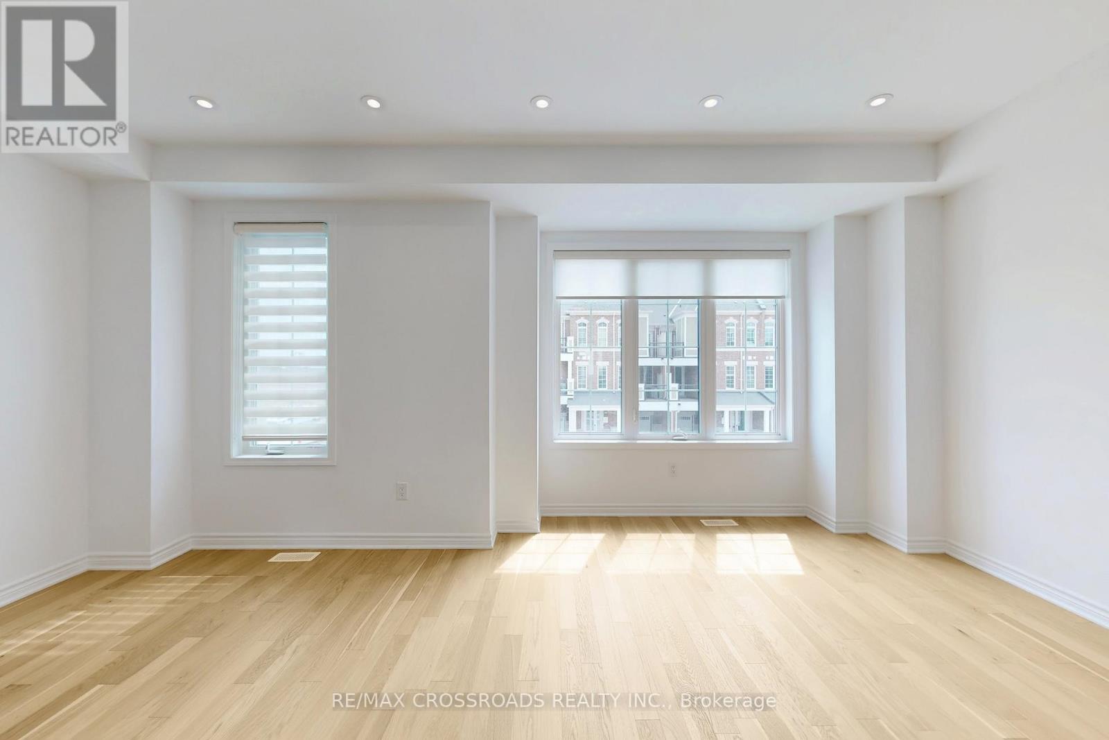 34 Avani Avenue, Markham, Ontario  L6C 3M3 - Photo 4 - N12798810