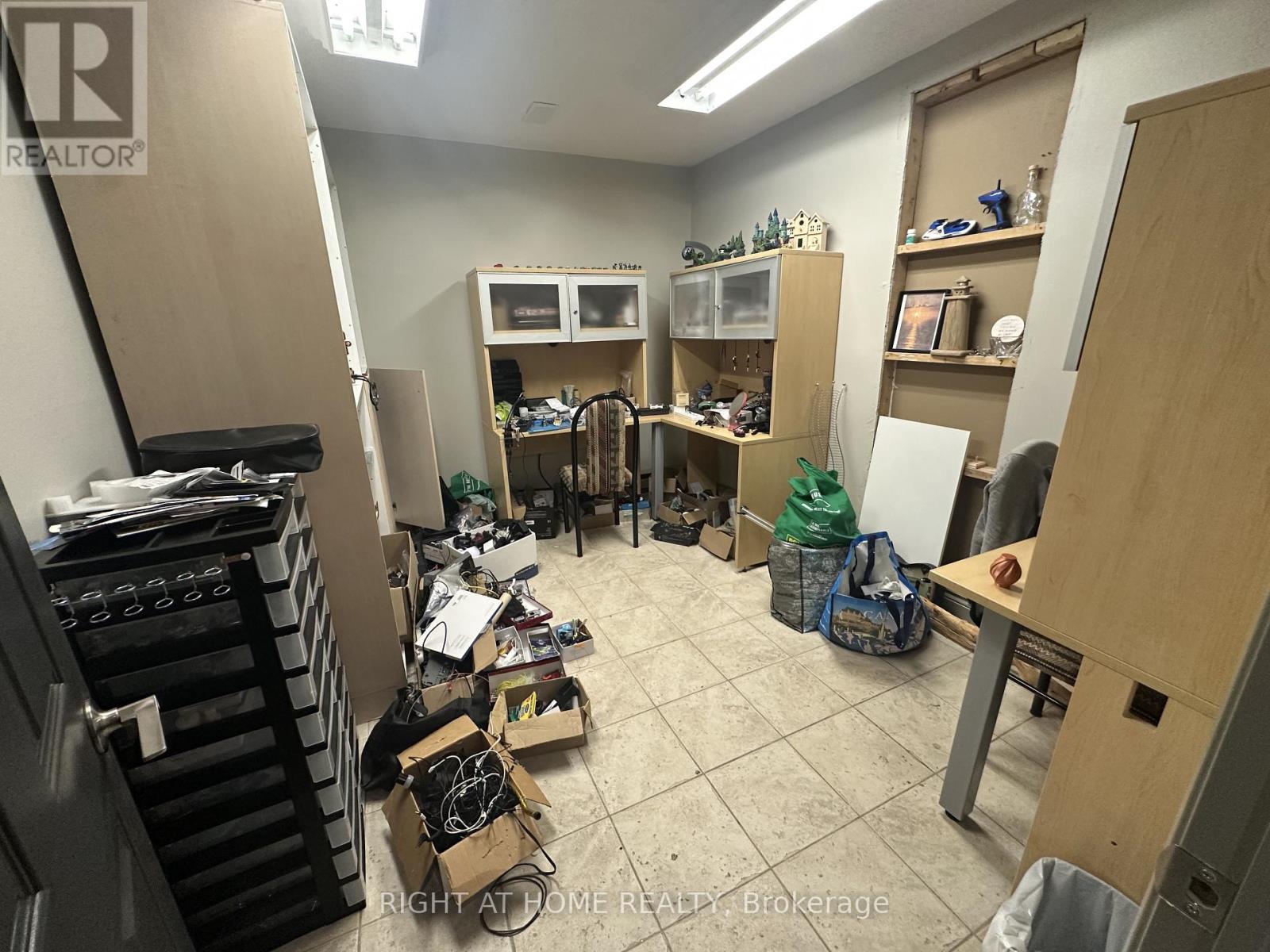 4 - 1228 Gorham Street, Newmarket, Ontario  L3Y 8Z1 - Photo 11 - N12798814