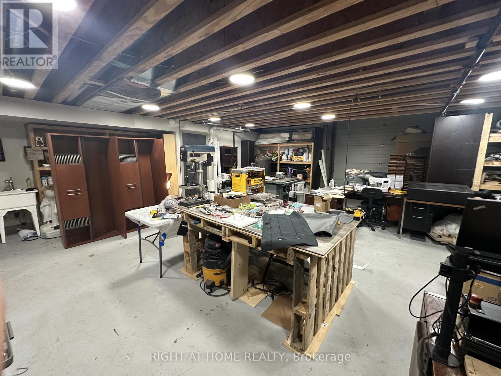 4 - 1228 Gorham Street, Newmarket, Ontario  L3Y 8Z1 - Photo 9 - N12798814