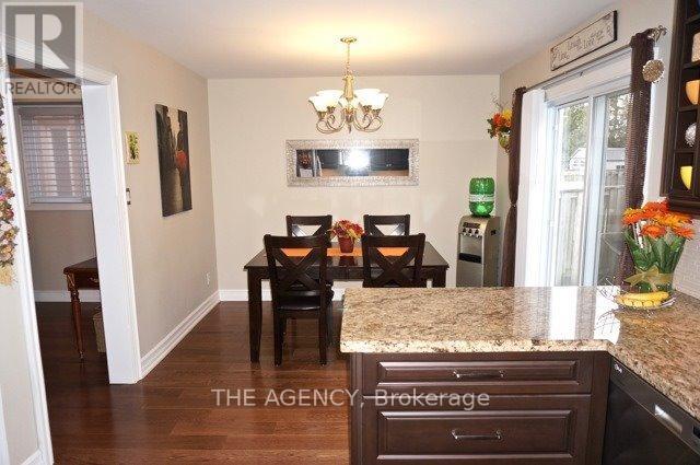 167 Stephenson Crescent, Richmond Hill, Ontario  L4C 5T3 - Photo 6 - N12798922