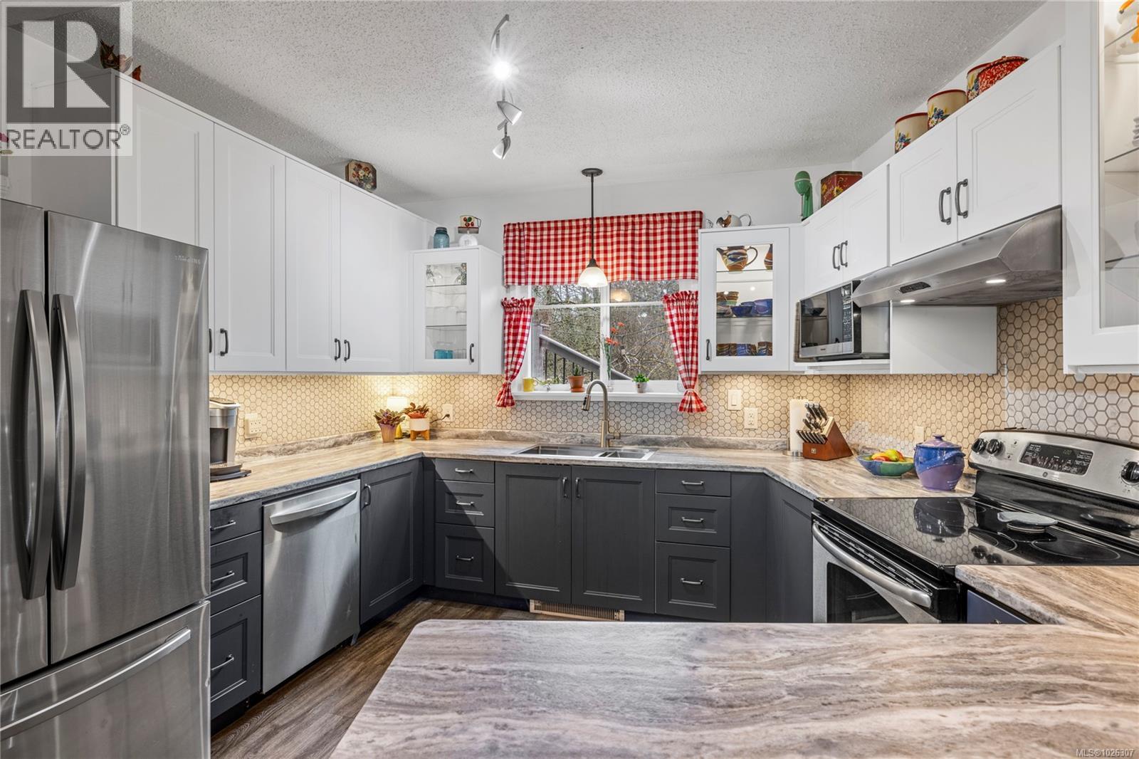 2258 Ashlee Rd, Nanaimo, British Columbia  V9R 5K3 - Photo 5 - 1026307