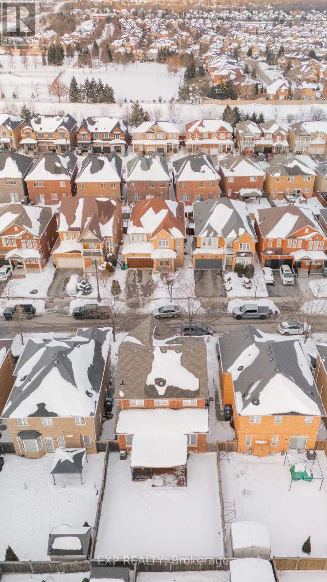 54 Delphinium Way, Brampton, Ontario  L7A 0N4 - Photo 47 - W12798898