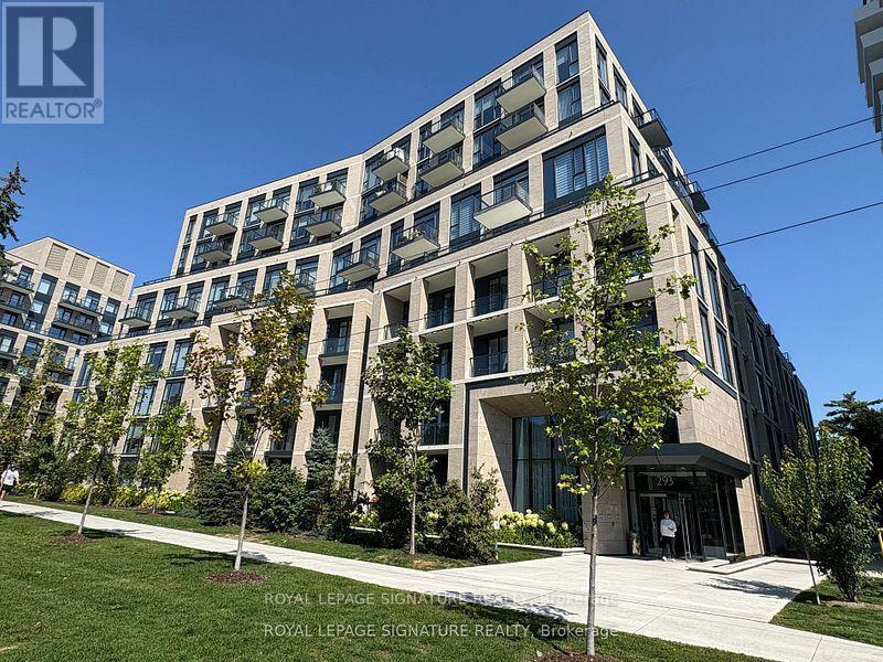 109 - 293 THE KINGSWAY, Toronto, Ontario