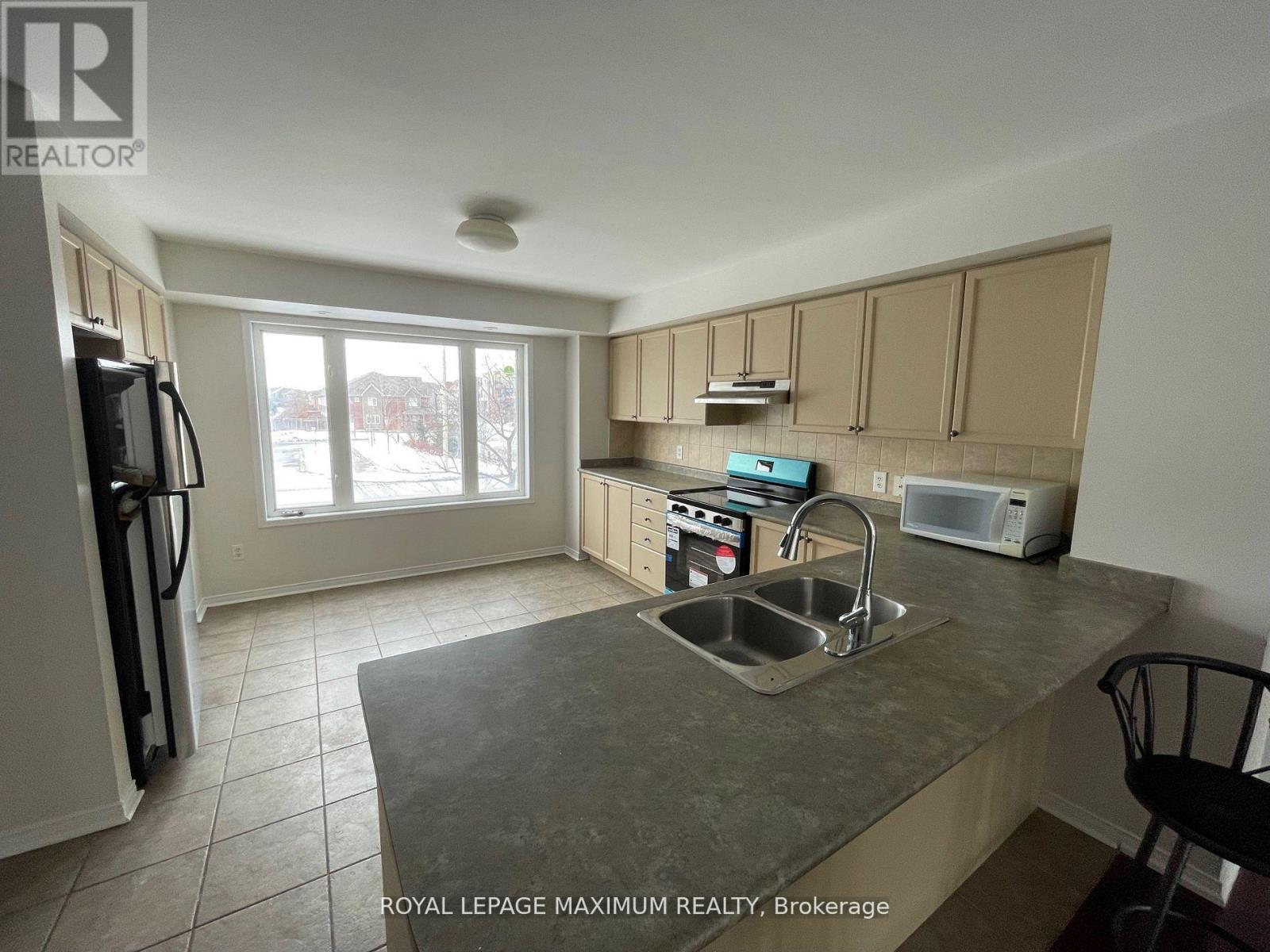 78 - 3066 Eglinton Avenue W, Mississauga, Ontario  L5M 8E4 - Photo 4 - W12798938