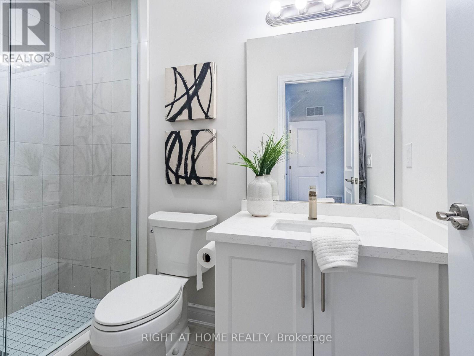 95 Viva Gardens, Oakville, Ontario  L6H 0Z2 - Photo 20 - W12798940