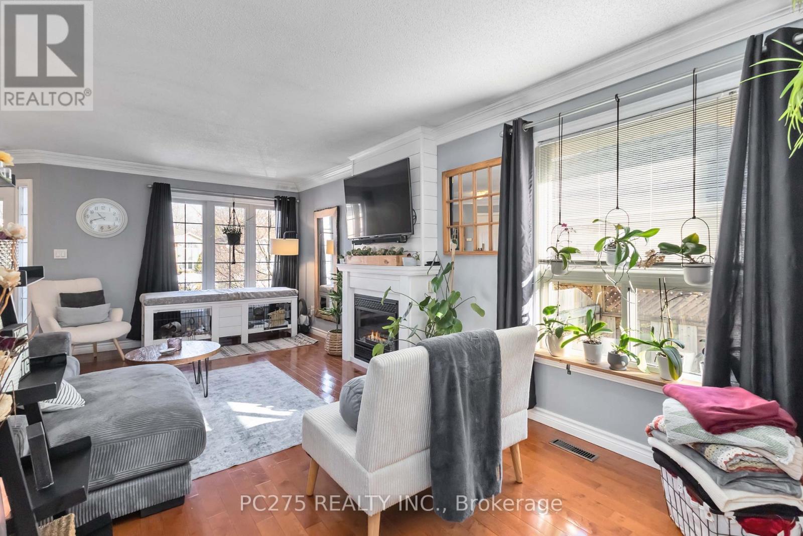 559 Thornwood Drive, London North, Ontario  N6H 5S5 - Photo 10 - X12798776