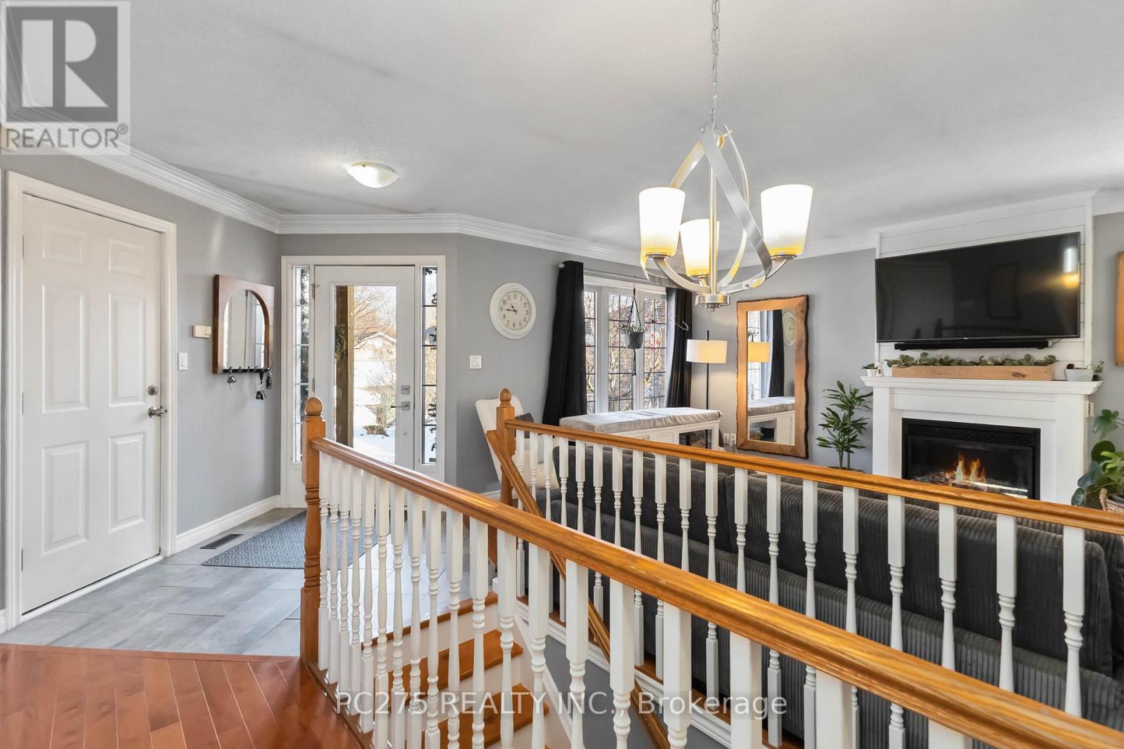 559 Thornwood Drive, London North, Ontario  N6H 5S5 - Photo 5 - X12798776