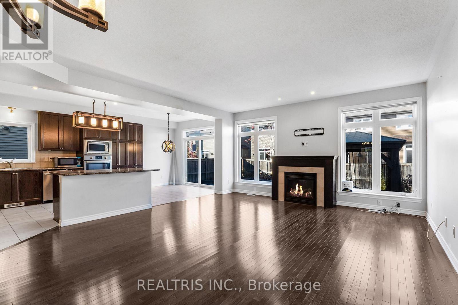 471 Creekview Way, Ottawa, Ontario  K1T 0J4 - Photo 8 - X12798950