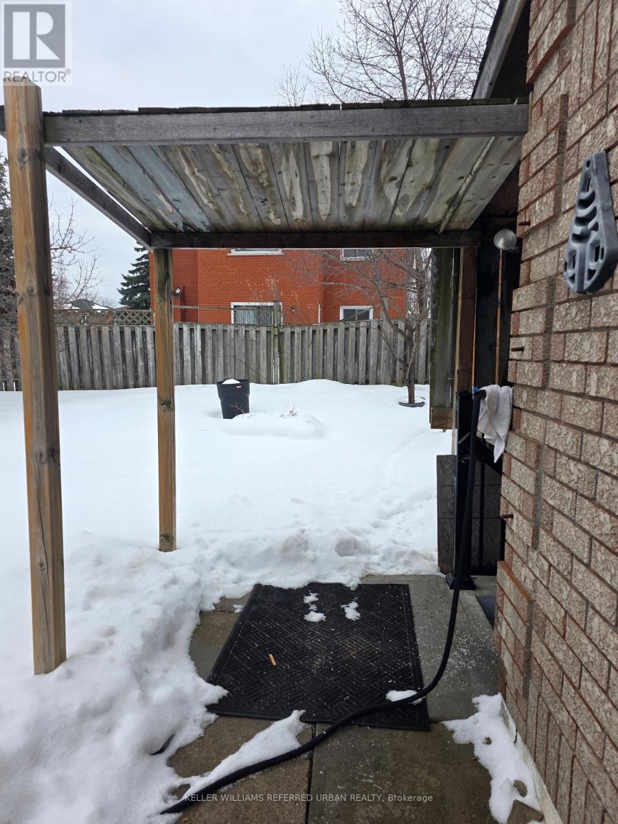 Basement - 4805 Crystal Rose Drive, Mississauga, Ontario  L5V 1H2 - Photo 2 - W12749482