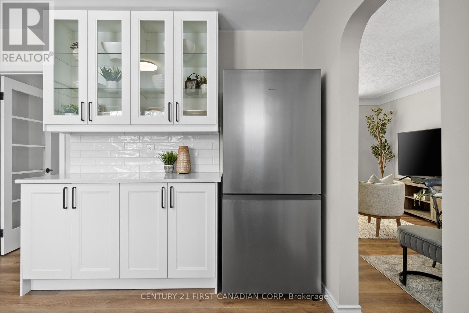 21 Beverly Road, Brantford, Ontario  N3S 6W6 - Photo 25 - X12798912